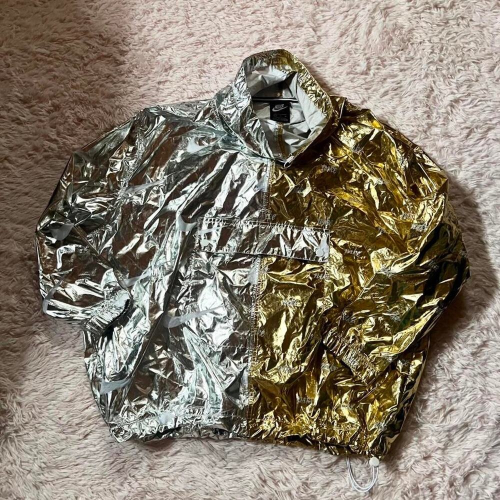 Nike Metallic Gold‎ and Sliver Preppy Maximalist Gym Y2K 1971 Design Windbreaker